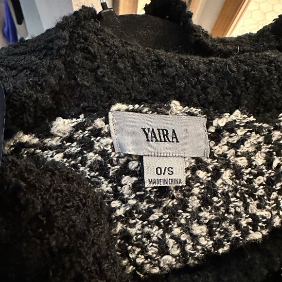 One size Poncho - Picture 5 of 5